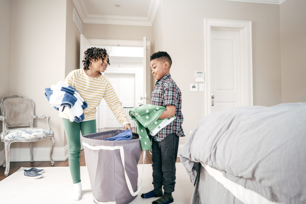 Check out these tips for getting your child with ADHD on a cleaning routine that will help them organize their messy bedroom space.